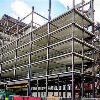 Entrepôt préfabriqué en acier à plusieurs étages